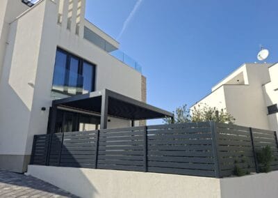 MP bioklimatska lamelna pergola